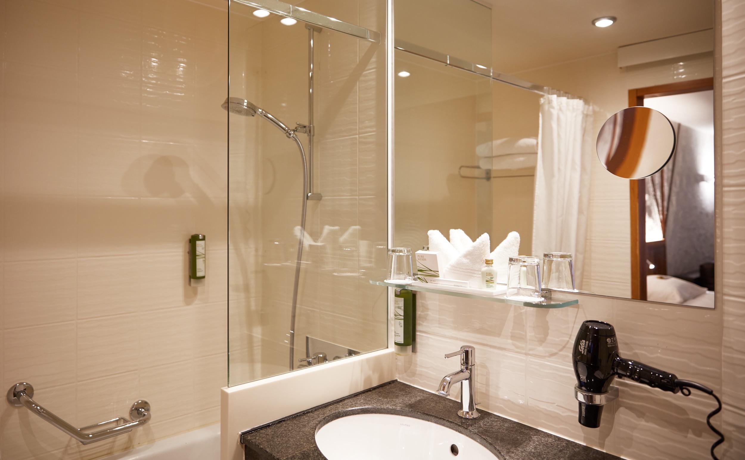 Otel Adler 3*